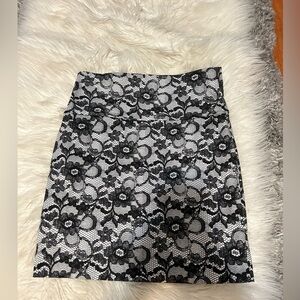 Black & White floral Mini Skirt